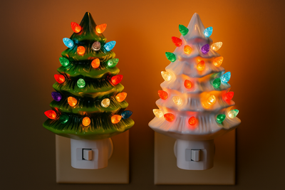 Noel Night Light – Plug-In Christmas Tree Light for Cozy Holiday Glow